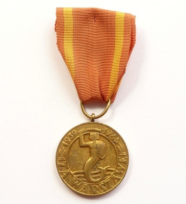 Medal Za Warszawę. Ładny. (364)