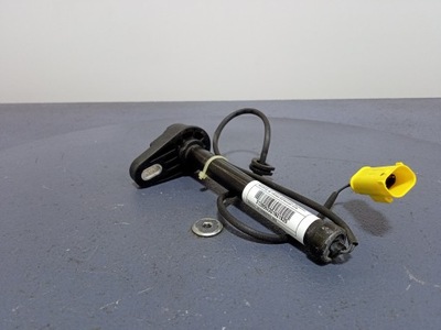 Mercedes cls w257 патрон пиротехнический правый фото №1