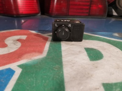 Переключатель регулировка зеркал nissan primera p11 фото №1