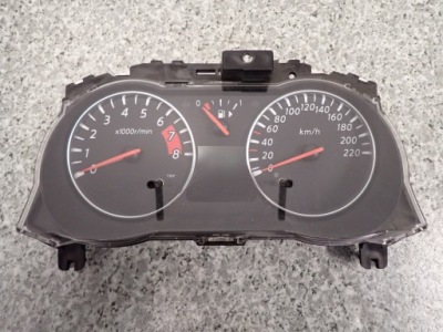 Nissan note e11- 1.6i прилади лічильник фото №1