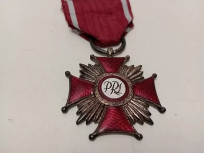 MEDAL SREBRNY KRZYŻ ZASŁUGI II RP