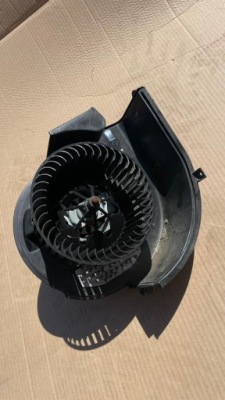 Воздуходувка обдув отопителя bmw x5 f15 9276112 фото №1