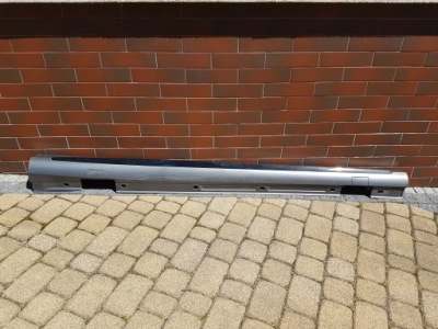 Mercedes a klasa w176 a45 amg накладка  порог порог правый  оригинал фото №1