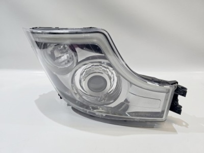 Лампа ксенон led перед правий mercedes actros mp4 mp5 a9618206739 фото №1