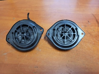 Динамік консолі audi q7 4m bose 4m0035416b фото №1