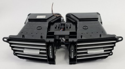 Решётки обдув середина mercedes w212 a2128302854 фото №1