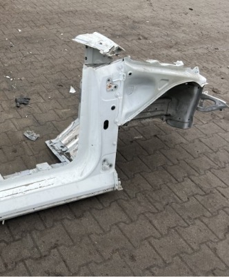 Tesla model y 20- четверть правая перед передняя цвет ppsw фото №1