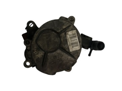 Вакуум насос renault trafic 2.0 dci 8200683982 фото №1