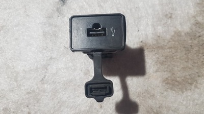Fiat grande punto разъём usb 735429751 фото №1