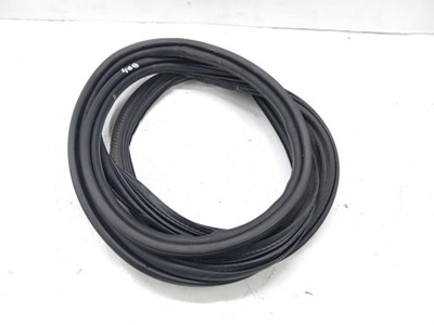 Прокладка кришки багажника opel zafira b фото №1