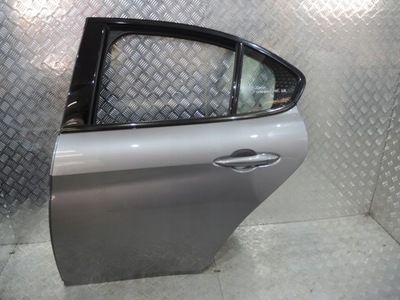 Alfa romeo giulia двері лівий задня колір 318 фото №1