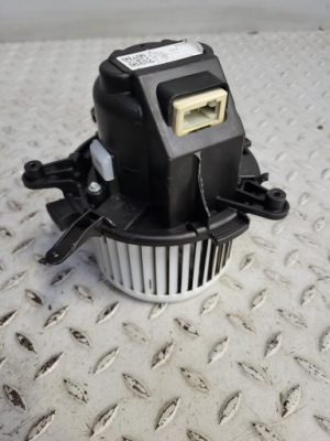 Peugeot expert iii 3 вентилятор отопителя воздуходувка фото №1