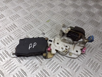 Замок дверь центральный правый перед subaru forester фото №1