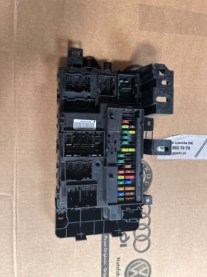 Ford mustang gt 2016- 5.0 корпус запобіжників фото №1