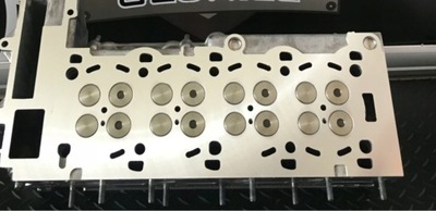 Головка opel 2.0 dti zafira vectra astra фото №1