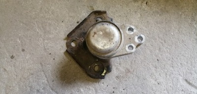 Ford fiesta mk6 1.4 b подушка двигуна фото №1
