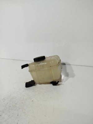 Бачок расширительный opel insignia 08-17 фото №1