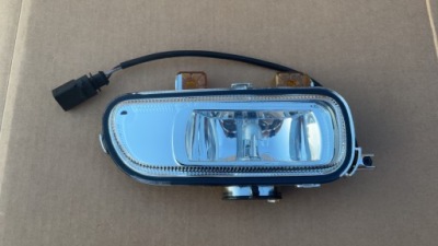 Mercedes axor протитуманна фара правий перед a9408200156 фото №1