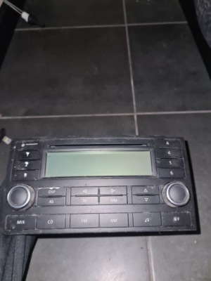 Vw touareg радіо cd 7l6035195a фото №1