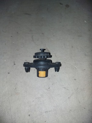 Відбійник капот bmw оригінал фото №1