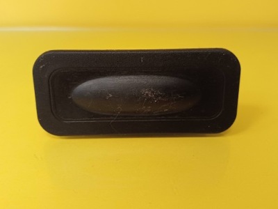 Мікровимикач ручка кришки багажника renault scenic ii 8200076256b nr42 фото №1