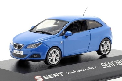 Seat Ibiza SC blue 1:43 gablotka