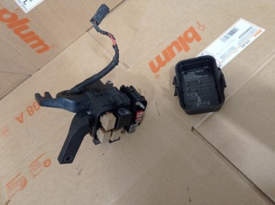 Kia carens iv 1.7crdi коробка запобіжників фото №1