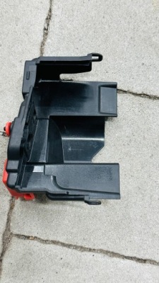 Защита корпус клеммы plus bmw 3 g20 g21 g01 8793045 фото №1