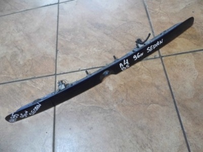 Audi a4 b5 96' sed накладка крышки фото №1