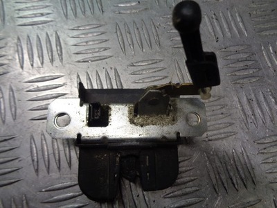 Замок крышки багажника vw polo iv 9n 1.4 b фото №1