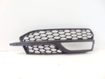 Решётка решётка радиатора бампера правая перед audi a3 8v 8v3807682g s-line фото №1