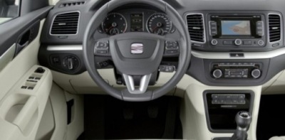 Seat alhambra ii 7n beż dół приборная панель подушка безопасности 4 ремни фото №1