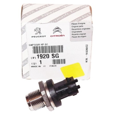 Датчик клапан топливной  молдинг opel astra j 2.0 cdti фото №1