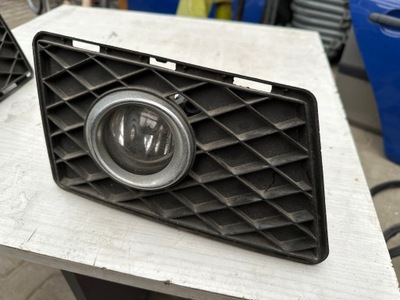 Решітка протитуманної фари права хром mercedes glk x204 фото №1