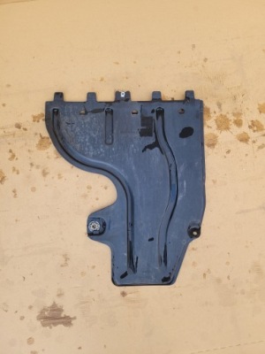 Vw golf 8 leon iv a3 8y захист підвіска ліва задня фото №1