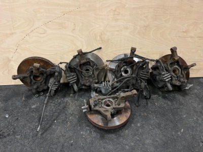 Renault trafic iii iv ліва права лівий правий поворотний кулак mcperson ступиця 100% фото №1