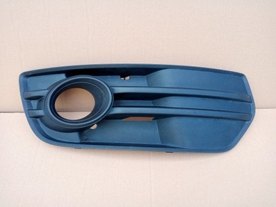 Audi q5 права решітка бампера фото №1