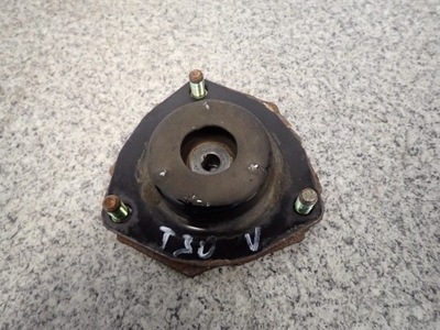 Nissan xtrail t30 czapka кронштейн амортизатора фото №1