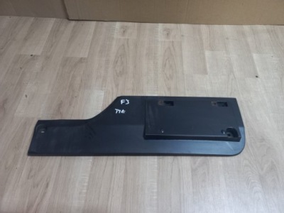 Toyota fj cruiser накладка крышки задняя пластик номерного знака фото №1