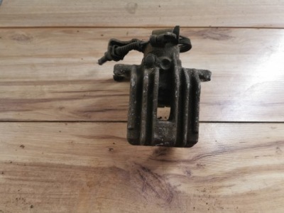 Супорт лівий задня audi a6 c5 фото №1