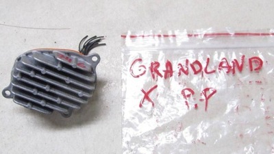 Opel grandland блок управления led преобразователь yp00104780 фото №1