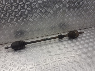 Привідний вал права передня volvo v40 1.8 фото №1