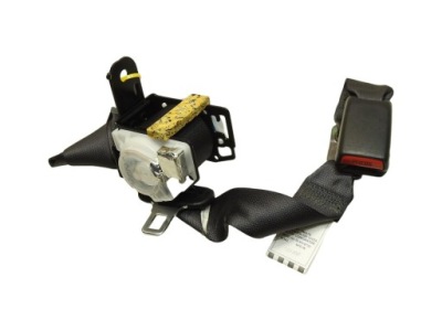 Pas безпеки середина задня lexus is 250 0435027 фото №1