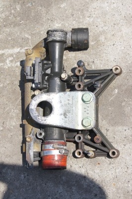 Mercedes actros mp4 соединитель recylkulatora выхлопных газов фото №1