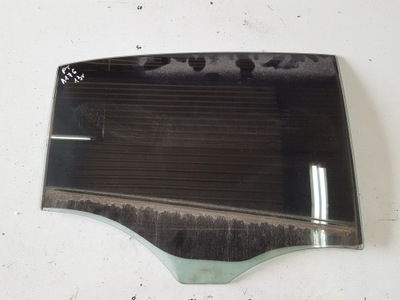 Mercedes a klasa w176 13r скло двері права задня фото №1