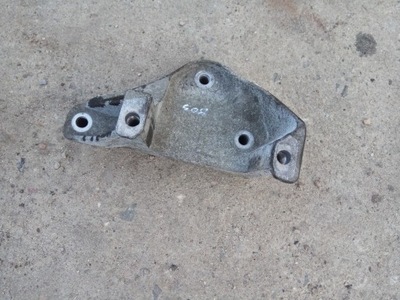 Кронштейн кронштейн коробки peugeot 508 2.0hdi фото №1