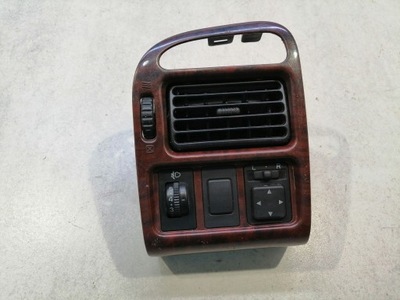 Решётка обдув toyota оригинальный номер 5568605030 фото №1