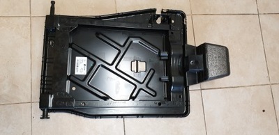 Каркас спинка сидіння правий задня mercedes a w176 оригінальний номер eu фото №1