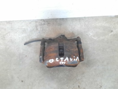 Супорт правий перед передній skoda octavia iii tdi фото №1