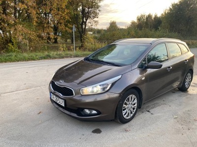 KIA CEE'D (JD) II 1.6 CRDI 2012 110KM Sportswagon kombi